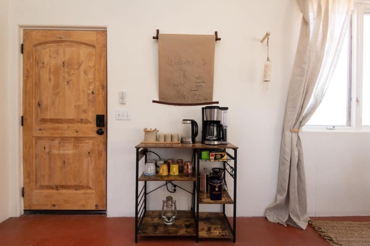 Renovated Lodge - Room 2 With Pool Access Joshua Tree Εξωτερικό φωτογραφία