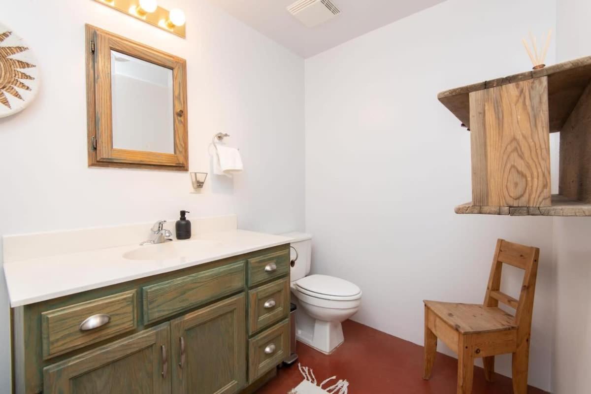 Renovated Lodge - Room 2 With Pool Access Joshua Tree Εξωτερικό φωτογραφία